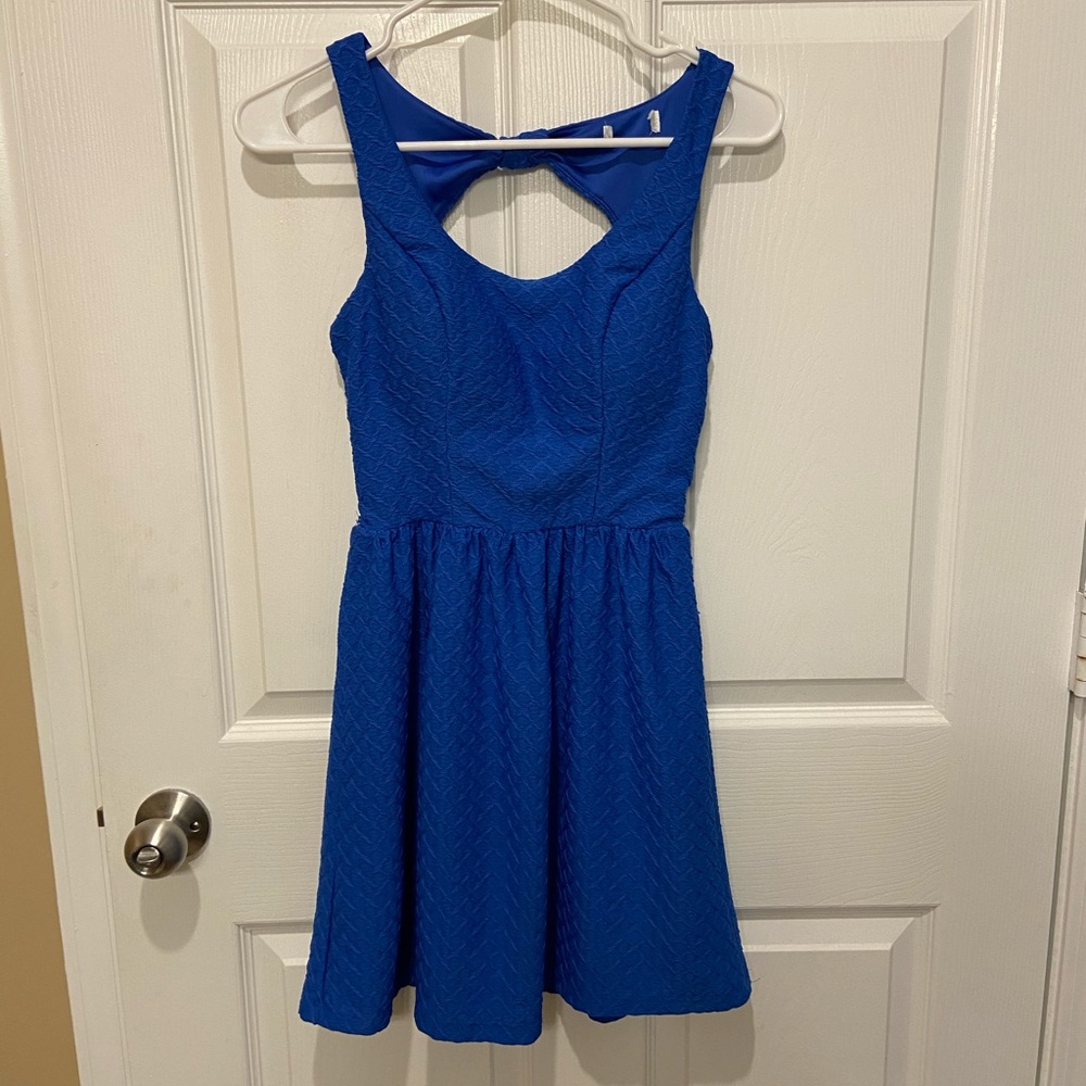 Size S blue dress